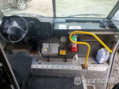 Zdjęcie 6 z 10 samochodu: 2013 FORD F59 DELIVERY TRUCK VIN:1F65F5KY1D0A06208 - miniatura