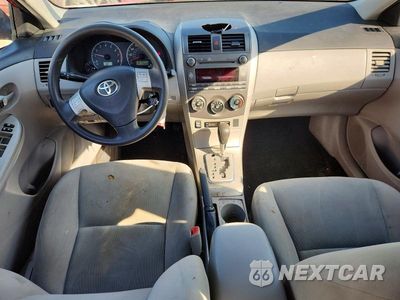 Zdjęcie 8 z 13 samochodu: 2011 TOYOTA COROLLA LE VIN:2T1BU4EE4BC538718 - miniatura