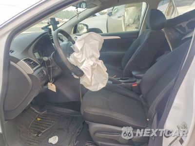 Zdjęcie 7 z 12 samochodu: 2017 NISSAN SENTRA S VIN:3N1AB7AP9HY350864 - miniatura