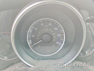 Zdjęcie 9 z 13 samochodu: 2020 HONDA FIT LX VIN:3HGGK5H44LM705464 - miniatura