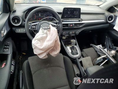 Zdjęcie 8 z 13 samochodu: 2024 KIA FORTE LXS VIN:3KPF24AD9RE819509 - miniatura