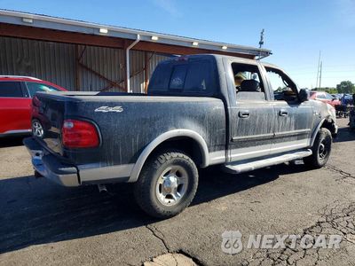 Trzecie zdjęcie samochodu z tyłu: 2001 FORD F150 SUPERCREW VIN:1FTRW08L61KA55692 - miniatura