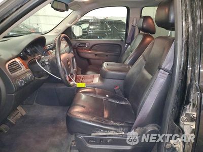 Zdjęcie 7 z 13 samochodu: 2013 CHEVROLET TAHOE K1500 LTZ VIN:1GNSKCE00DR371844 - miniatura