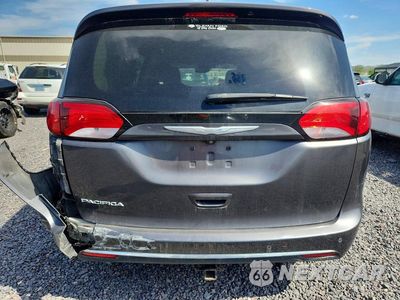 Zdjęcie 6 z 13 samochodu: 2017 CHRYSLER PACIFICA TOURING L PLUS VIN:2C4RC1EG5HR752479 - miniatura