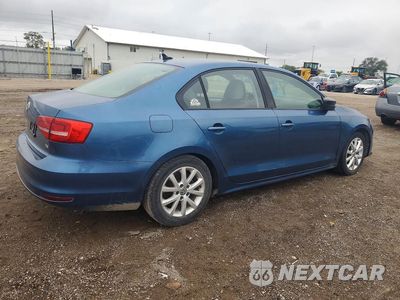 Trzecie zdjęcie samochodu z tyłu: 2015 VOLKSWAGEN JETTA SE VIN:3VWD17AJ8FM347075 - miniatura