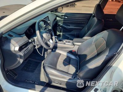 Zdjęcie 7 z 12 samochodu: 2019 NISSAN ALTIMA SR VIN:1N4BL4CV2KC184508 - miniatura
