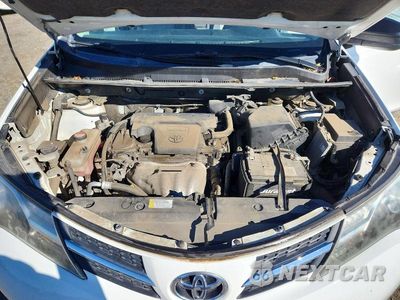 Zdjęcie 11 z 12 samochodu: 2015 TOYOTA RAV4 LE VIN:JTMBFREV8FJ042113 - miniatura