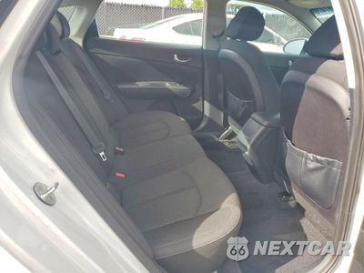 Zdjęcie 10 z 12 samochodu: 2016 KIA OPTIMA LX VIN:5XXGT4L33GG014549 - miniatura