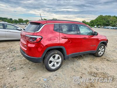 Trzecie zdjęcie samochodu z tyłu: 2021 JEEP COMPASS LATITUDE VIN:3C4NJDBB4MT557933 - miniatura