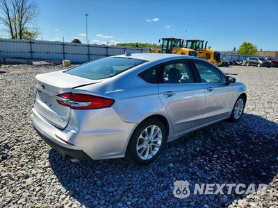 Trzecie zdjęcie samochodu z tyłu: 2019 FORD FUSION SE VIN:3FA6P0HD8KR168670 - miniatura