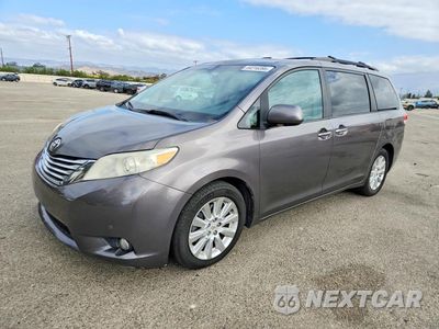 2011 TOYOTA SIENNA LIMITED 5TDDK3DC4BS003985 - główne zdjęcie licytacji z USA - miniatura