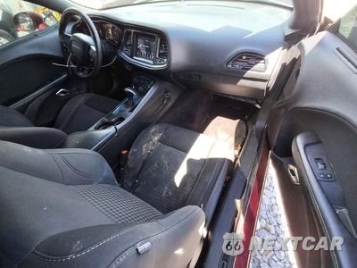 Zdjęcie 8 z 13 samochodu: 2019 DODGE CHALLENGER SXT VIN:2C3CDZGG5KH526118 - miniatura