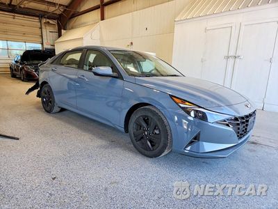 Czwarte zdjęcie samochodu z boku: 2023 HYUNDAI ELANTRA SEL VIN:KMHLM4AG1PU435032 - miniatura