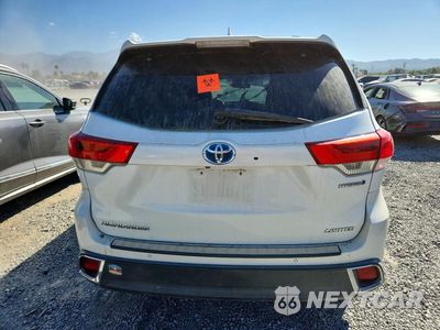 Zdjęcie 6 z 13 samochodu: 2018 TOYOTA HIGHLANDER HYBRID LIMITED PLATINUM VIN:5TDDGRFH4JS041390 - miniatura