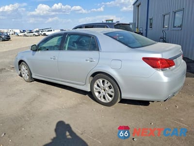 Drugie zdjęcie samochodu z przodu: 2011 TOYOTA AVALON BASE VIN:4T1BK3DB0BU405573 - miniatura