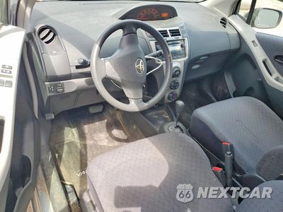 Zdjęcie 8 z 13 samochodu: 2010 TOYOTA YARIS BASE VIN:JTDJT4K38A5319046 - miniatura