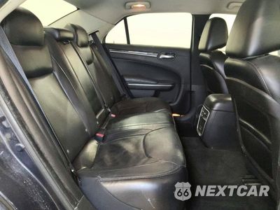 Zdjęcie 10 z 13 samochodu: 2015 CHRYSLER 300 LIMITED VIN:2C3CCAAGXFH929823 - miniatura