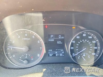 Zdjęcie 9 z 12 samochodu: 2017 HYUNDAI ELANTRA SE VIN:5NPD74LF9HH184969 - miniatura