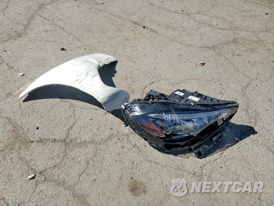 Zdjęcie 12 z 13 samochodu: 2022 MERCEDES-BENZ C 300 4MATIC VIN:W1KAF4HB3NR052229 - miniatura