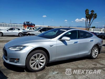 2016 TESLA MODEL S 5YJSA1E28GF133283 - główne zdjęcie licytacji z USA - miniatura