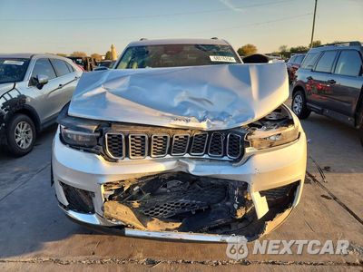 Piąte zdjęcie samochodu w środku: 2023 JEEP GRAND CHEROKEE LAREDO VIN:1C4RJKAG9P8824179 - miniatura