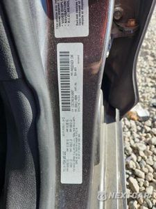 Zdjęcie 13 z 13 samochodu: 2016 CHRYSLER 200 LIMITED VIN:1C3CCCAB1GN102057 - miniatura