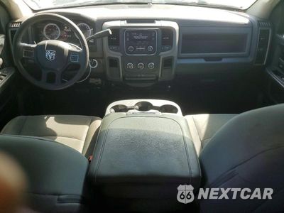Zdjęcie 8 z 12 samochodu: 2015 RAM 1500 ST VIN:1C6RR6FT9FS755850 - miniatura