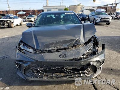 Piąte zdjęcie samochodu w środku: 2025 TOYOTA CAMRY SE VIN:4T1DAACK9SU118766 - miniatura