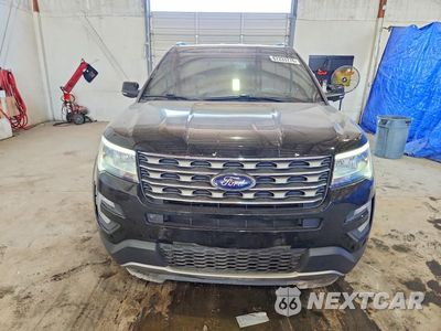 Piąte zdjęcie samochodu w środku: 2017 FORD EXPLORER XLT VIN:1FM5K7D80HGD97538 - miniatura