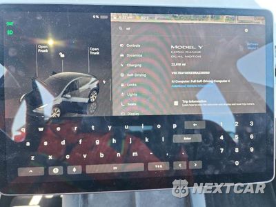 Zdjęcie 9 z 13 samochodu: 2024 TESLA MODEL Y VIN:7SAYGDEE9RA236560 - miniatura
