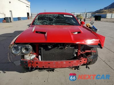 Piąte zdjęcie samochodu w środku: 2015 DODGE CHALLENGER SXT VIN:2C3CDZAG7FH764292 - miniatura