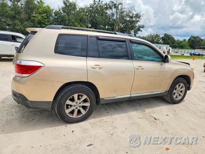 Trzecie zdjęcie samochodu z tyłu: 2011 TOYOTA HIGHLANDER SE VIN:5TDBK3EH4BS072130 - miniatura