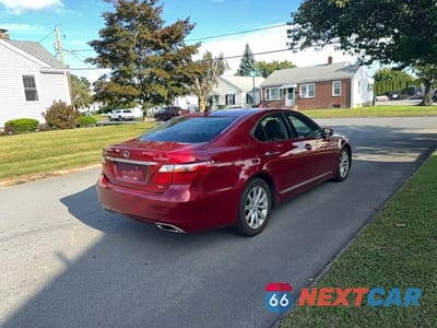 Czwarte zdjęcie samochodu z boku: 2010 LEXUS LS 460 VIN:JTHCL5EF3A5004836 - miniatura