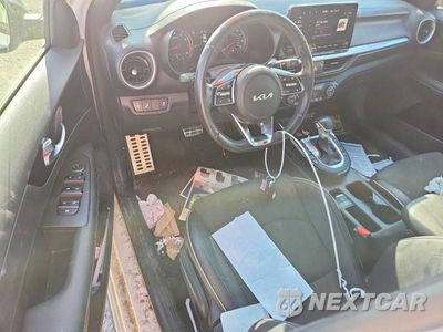Zdjęcie 8 z 13 samochodu: 2024 KIA FORTE GT LINE VIN:3KPF54AD6RE789618 - miniatura