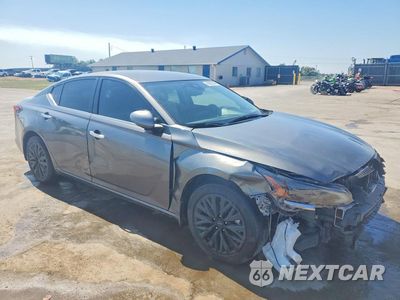 Czwarte zdjęcie samochodu z boku: 2023 NISSAN ALTIMA SV VIN:1N4BL4DV6PN413721 - miniatura