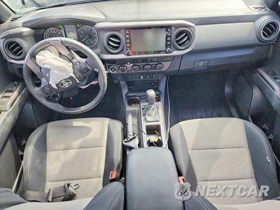 Zdjęcie 8 z 13 samochodu: 2022 TOYOTA TACOMA TRD OFF-ROAD VIN:3TMCZ5AN9NM532460 - miniatura