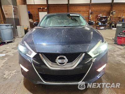 Piąte zdjęcie samochodu w środku: 2016 NISSAN MAXIMA PLATINUM VIN:1N4AA6AP3GC420091 - miniatura