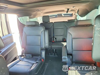 Zdjęcie 10 z 13 samochodu: 2021 CHEVROLET SUBURBAN K1500 Z71 VIN:1GNSKDKD3MR285019 - miniatura