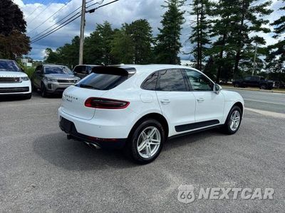 Trzecie zdjęcie samochodu z tyłu: 2018 PORSCHE MACAN S VIN:WP1AB2A52JLB33457 - miniatura
