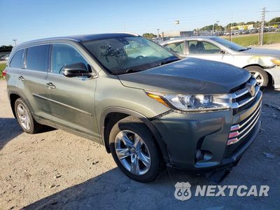 Czwarte zdjęcie samochodu z boku: 2017 TOYOTA HIGHLANDER LIMITED VIN:5TDDZRFHXHS439482 - miniatura