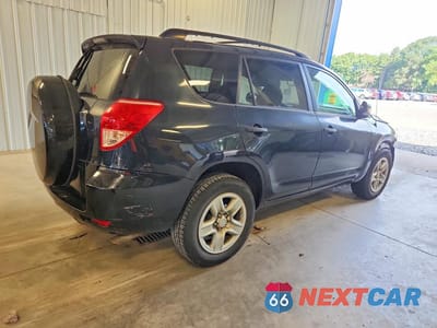 Trzecie zdjęcie samochodu z tyłu: 2008 TOYOTA RAV4 BASE VIN:JTMZD33V785090945 - miniatura