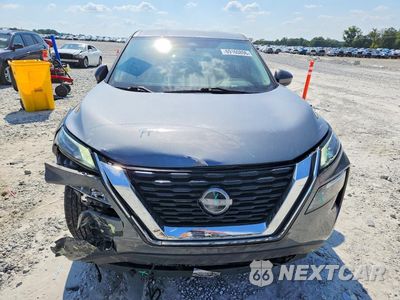 Piąte zdjęcie samochodu w środku: 2023 NISSAN ROGUE SV VIN:5N1BT3BA5PC782579 - miniatura
