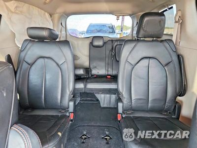 Zdjęcie 10 z 13 samochodu: 2017 CHRYSLER PACIFICA TOURING L PLUS VIN:2C4RC1EG8HR705656 - miniatura