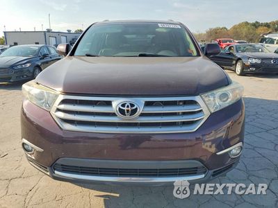 Piąte zdjęcie samochodu w środku: 2013 TOYOTA HIGHLANDER LIMITED VIN:5TDYK3EH0DS109736 - miniatura