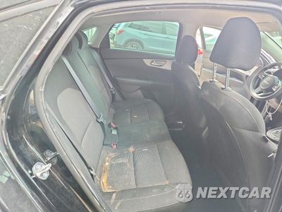 Zdjęcie 10 z 13 samochodu: 2023 KIA FORTE LXS VIN:3KPF24AD8PE640990 - miniatura