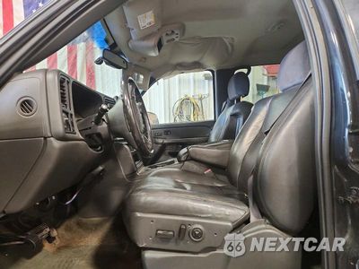 Zdjęcie 7 z 12 samochodu: 2004 CHEV SILVERADO VIN:1GCJC33134F111159 - miniatura