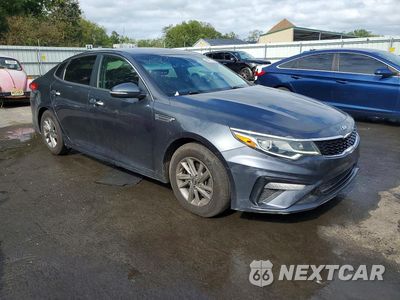 Czwarte zdjęcie samochodu z boku: 2020 KIA OPTIMA LX VIN:5XXGT4L32LG447435 - miniatura