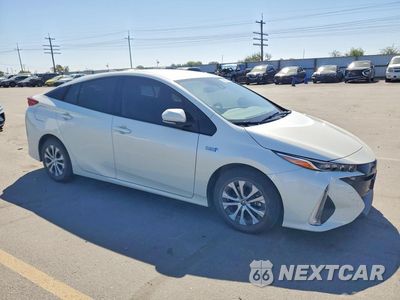 Czwarte zdjęcie samochodu z boku: 2020 TOYOTA PRIUS PRIME XLE VIN:JTDKARFP8L3133350 - miniatura