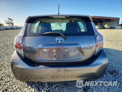 Zdjęcie 6 z 12 samochodu: 2013 TOYOTA PRIUS C ONE VIN:JTDKDTB36D1556092 - miniatura