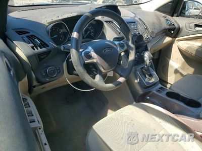 Zdjęcie 8 z 13 samochodu: 2013 FORD ESCAPE SE VIN:1FMCU0GX4DUC64028 - miniatura